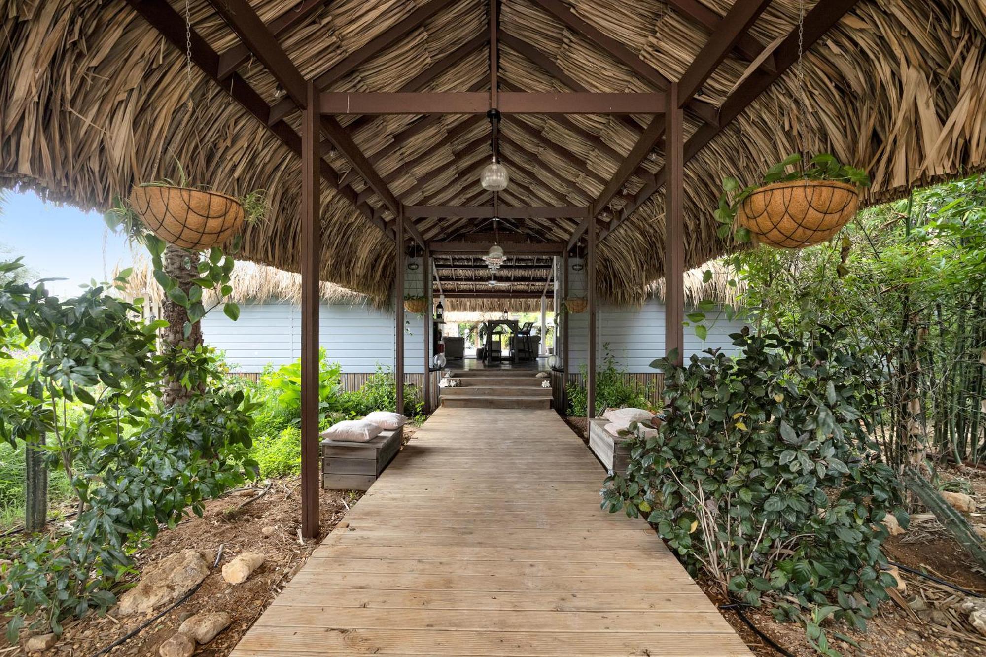 Red Palm Village Playa Exterior foto